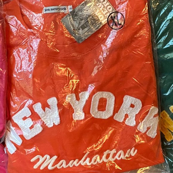 Orange Manhattan New York T-Shirt - Picture 1 of 5